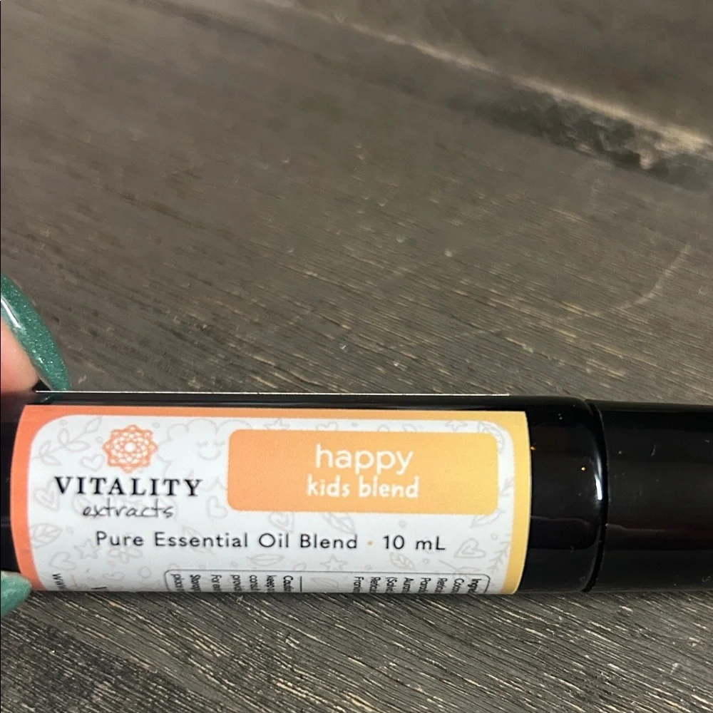Vitality Essential‎ Oils - Happy - Kids Blend rollerball applicator